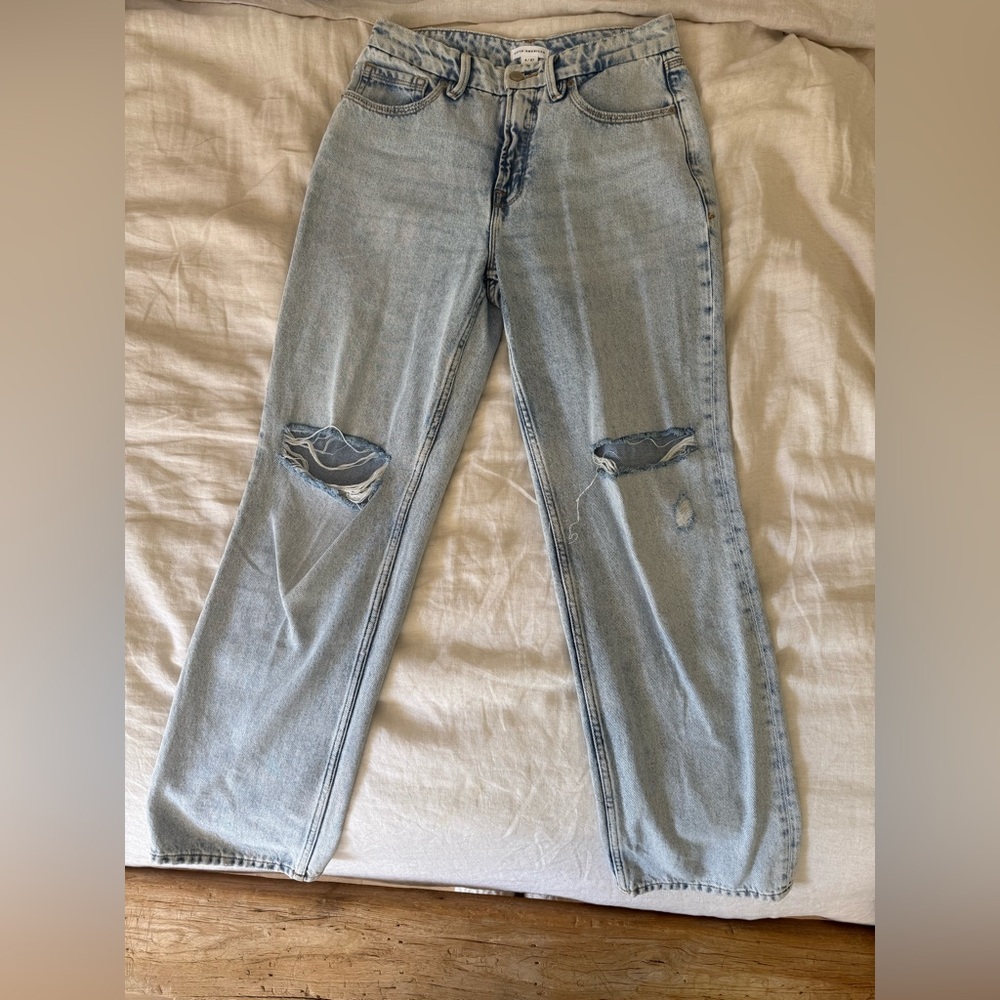 Good American Light Blue Boyfriend Jeans